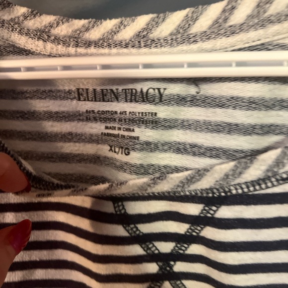 Ellen Tracy Black and White Striped Women's Top XL - Picture 4 of 4